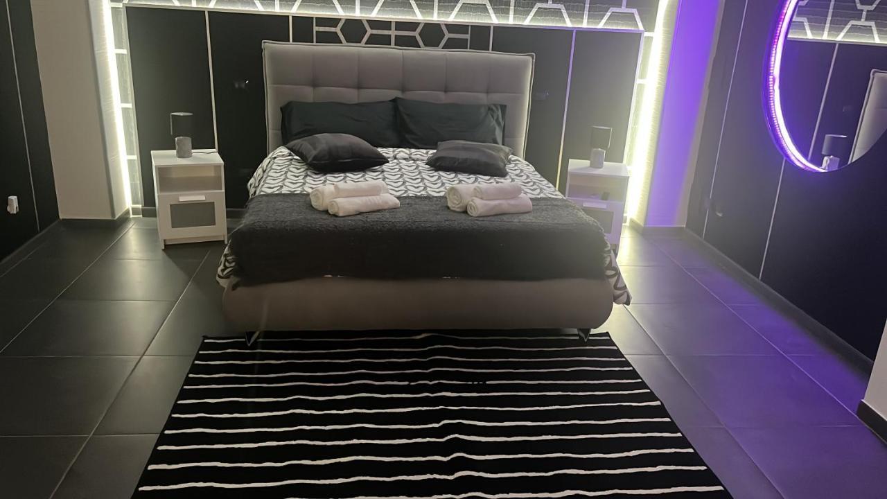 Luxury Suite Mimi Bari Kültér fotó
