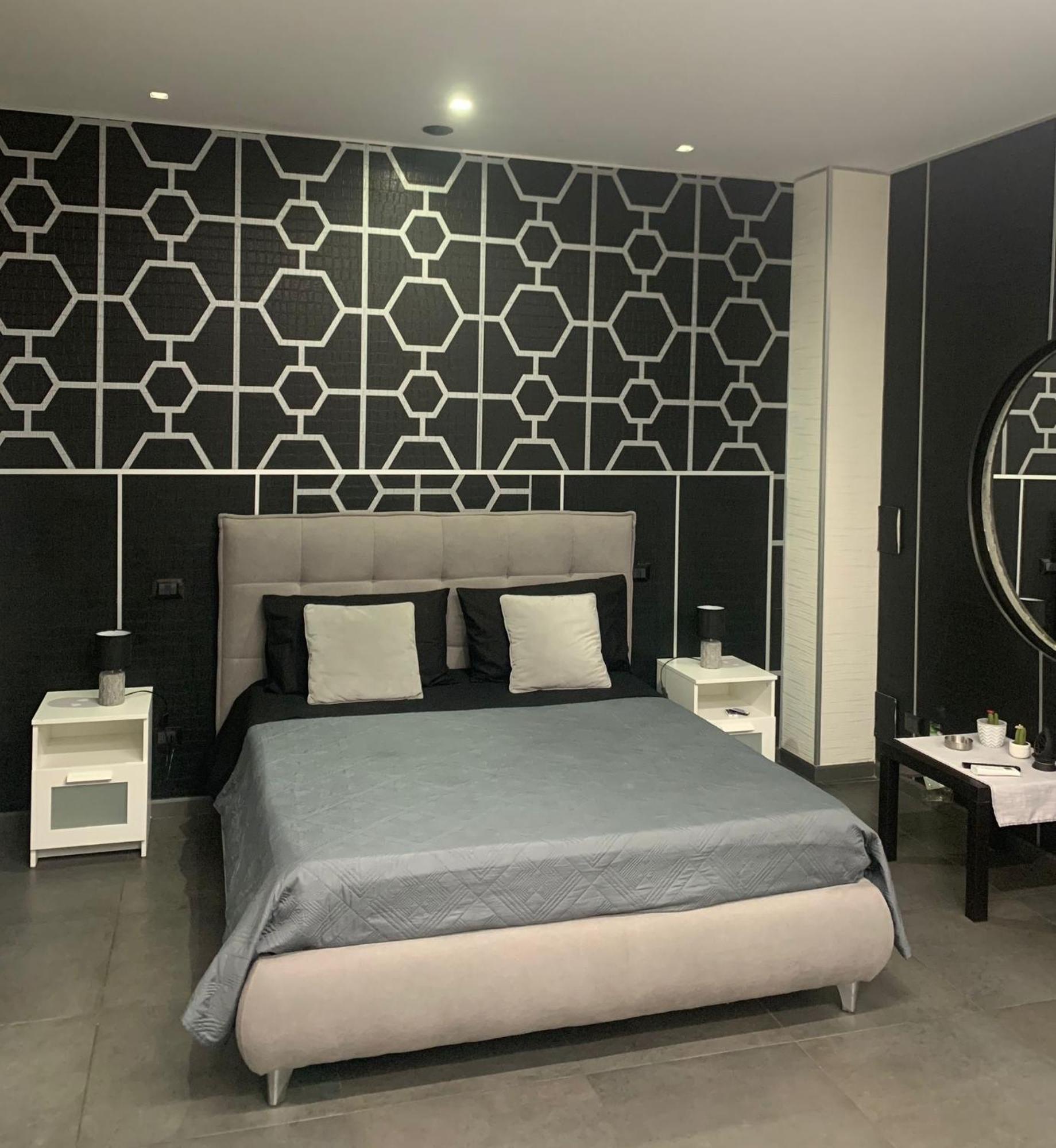 Luxury Suite Mimi Bari Kültér fotó